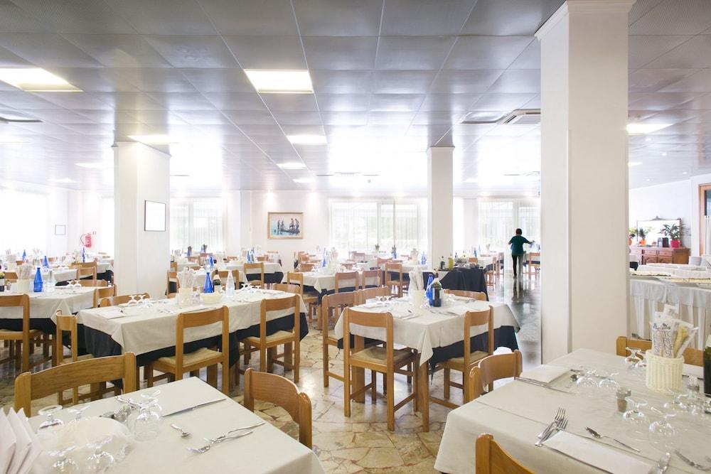 Hotel Stacchini Cesenatico Esterno foto